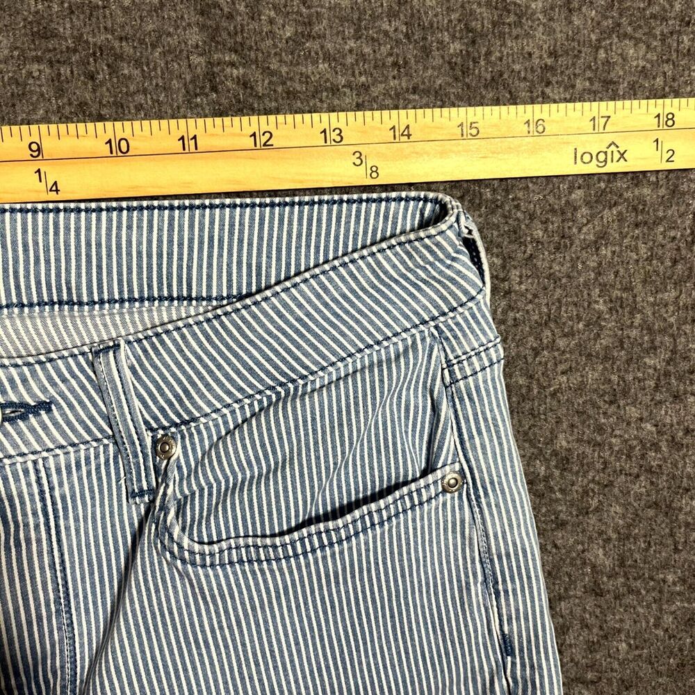 NYDJ Cropped Pants Womens 8 Blue Pinstriped Casual 30X23 Beachy Capri Mom Preppy - Picture 6 of 10